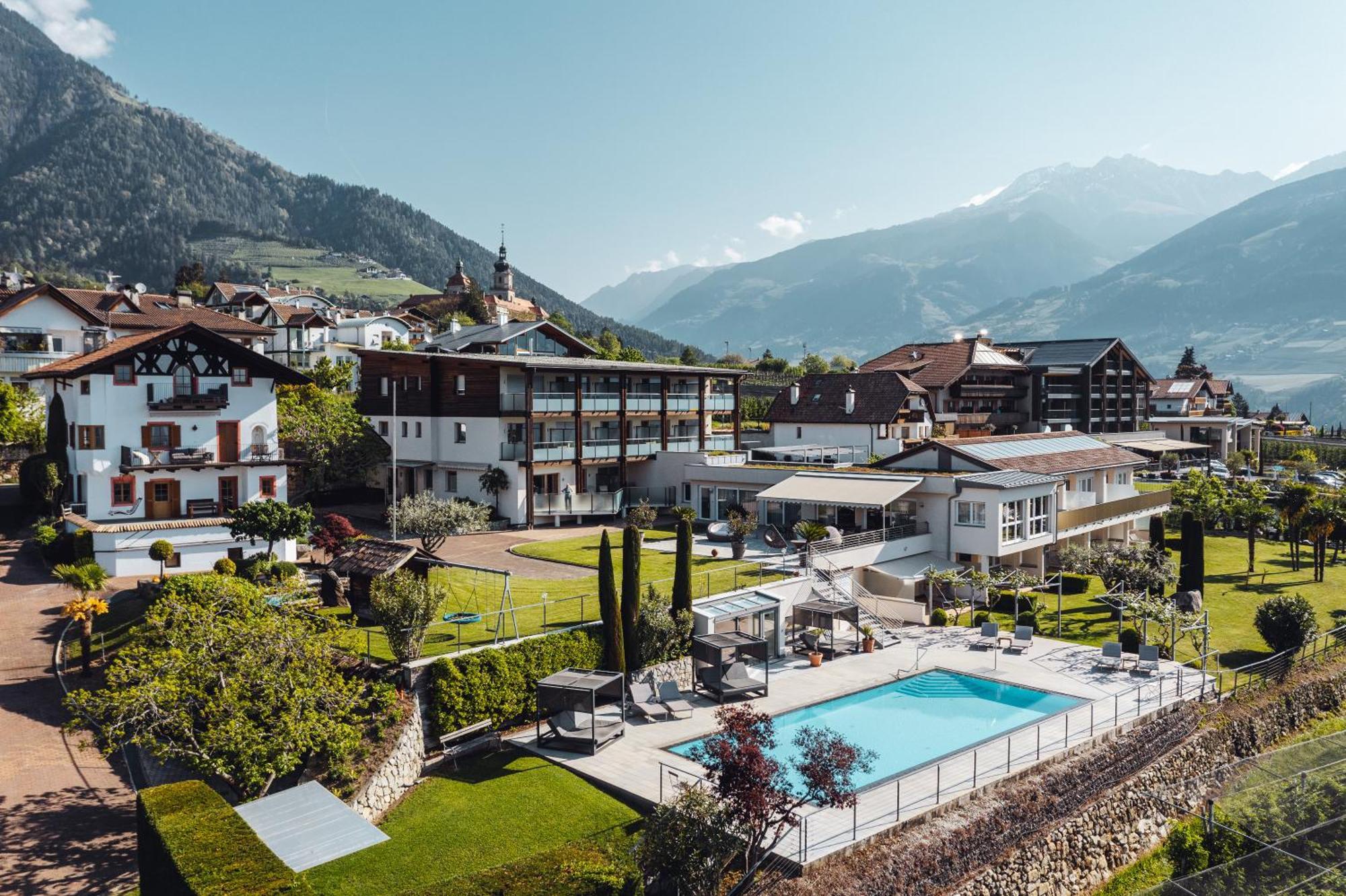 Appartement-Hotel Beatenhof Tirolo Exterior foto