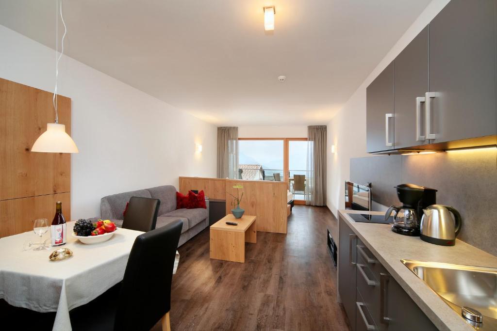 Appartement-Hotel Beatenhof Tirolo Habitación foto