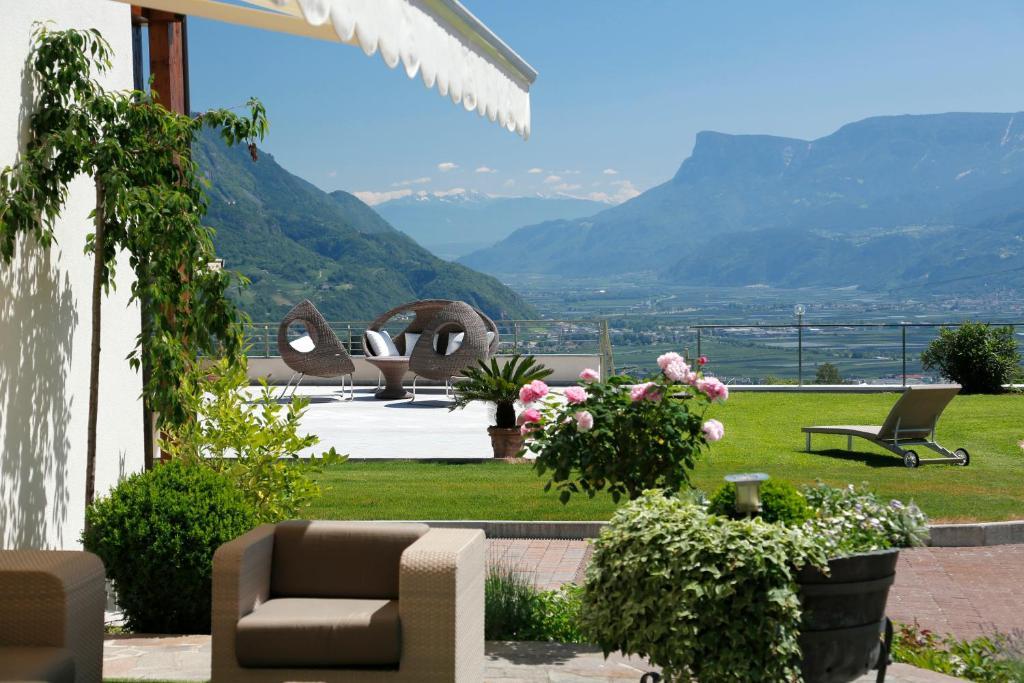 Appartement-Hotel Beatenhof Tirolo Exterior foto